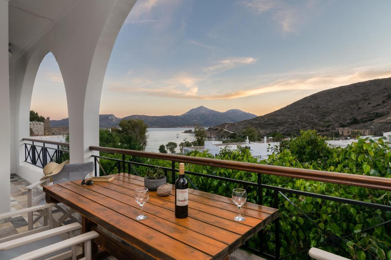 Areti'S Milos Guesthouses Adamantas  Luaran gambar