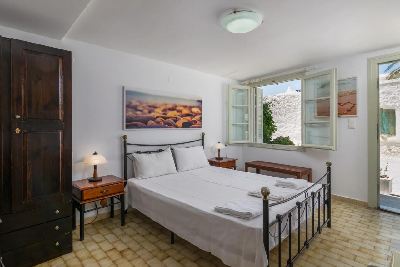 Areti'S Milos Guesthouses Adamantas  Luaran gambar