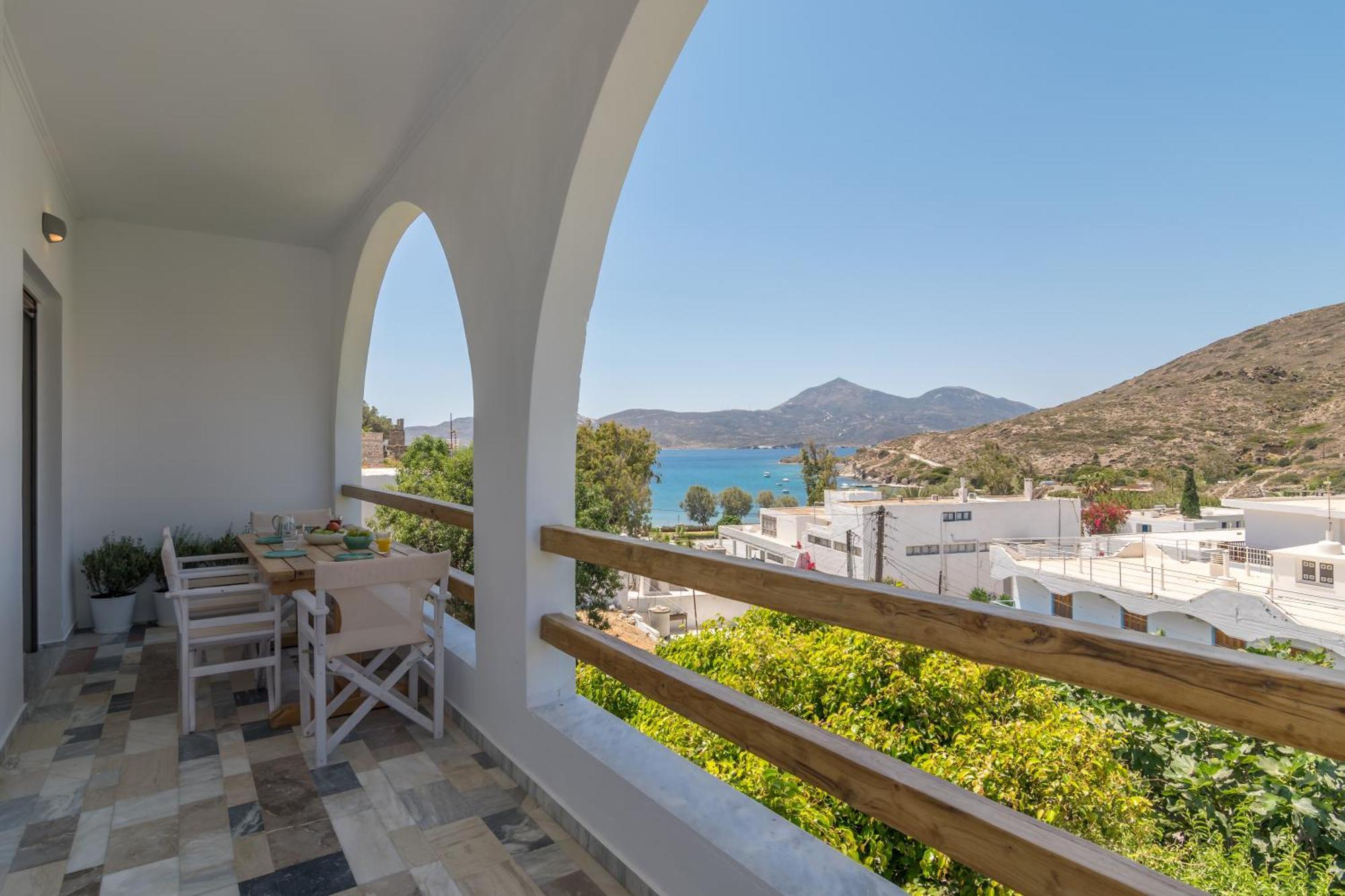Areti'S Milos Guesthouses Adamantas  Luaran gambar